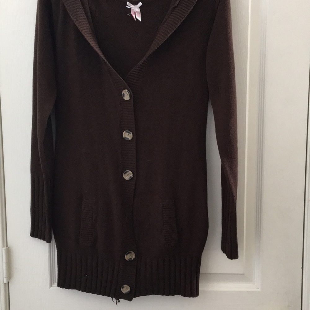 FINAL MARKDOWN Derek heart hooded sweater small